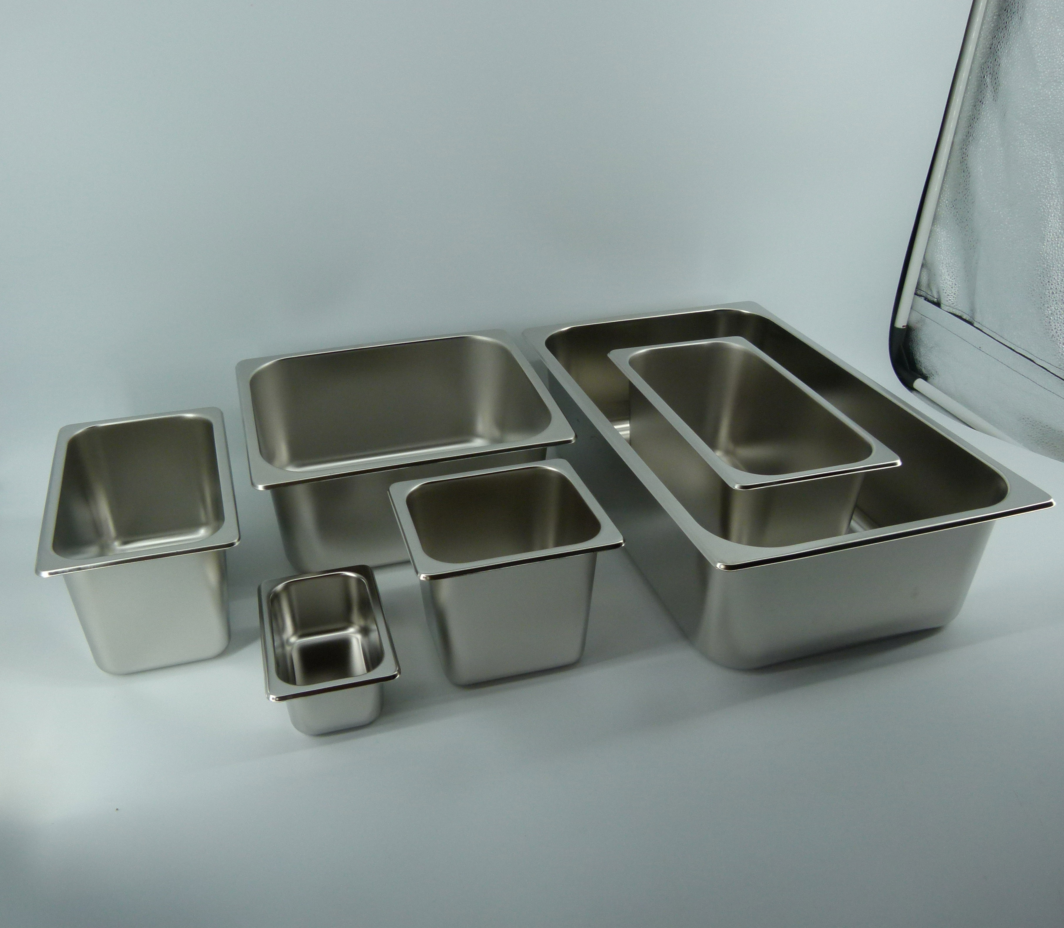 Stainless Steel Steam Table Pans & Covers