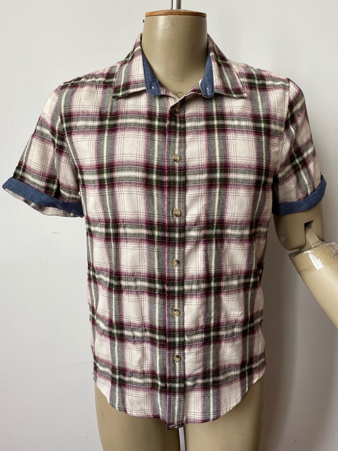 Men's cotton plaid short sleeve shirt