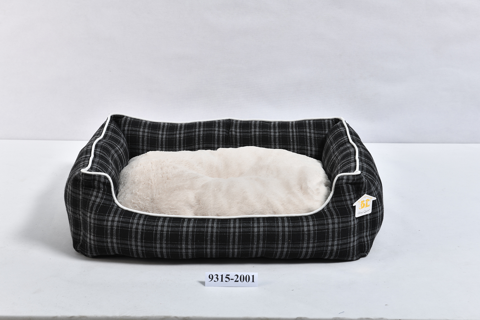 Square pet bed
