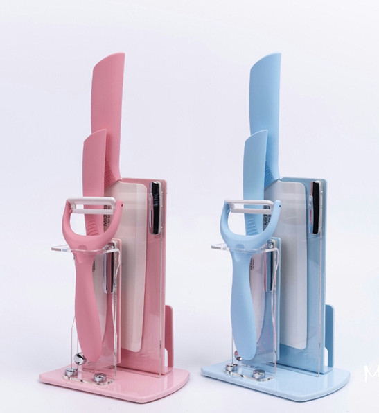 Ceramic knife set