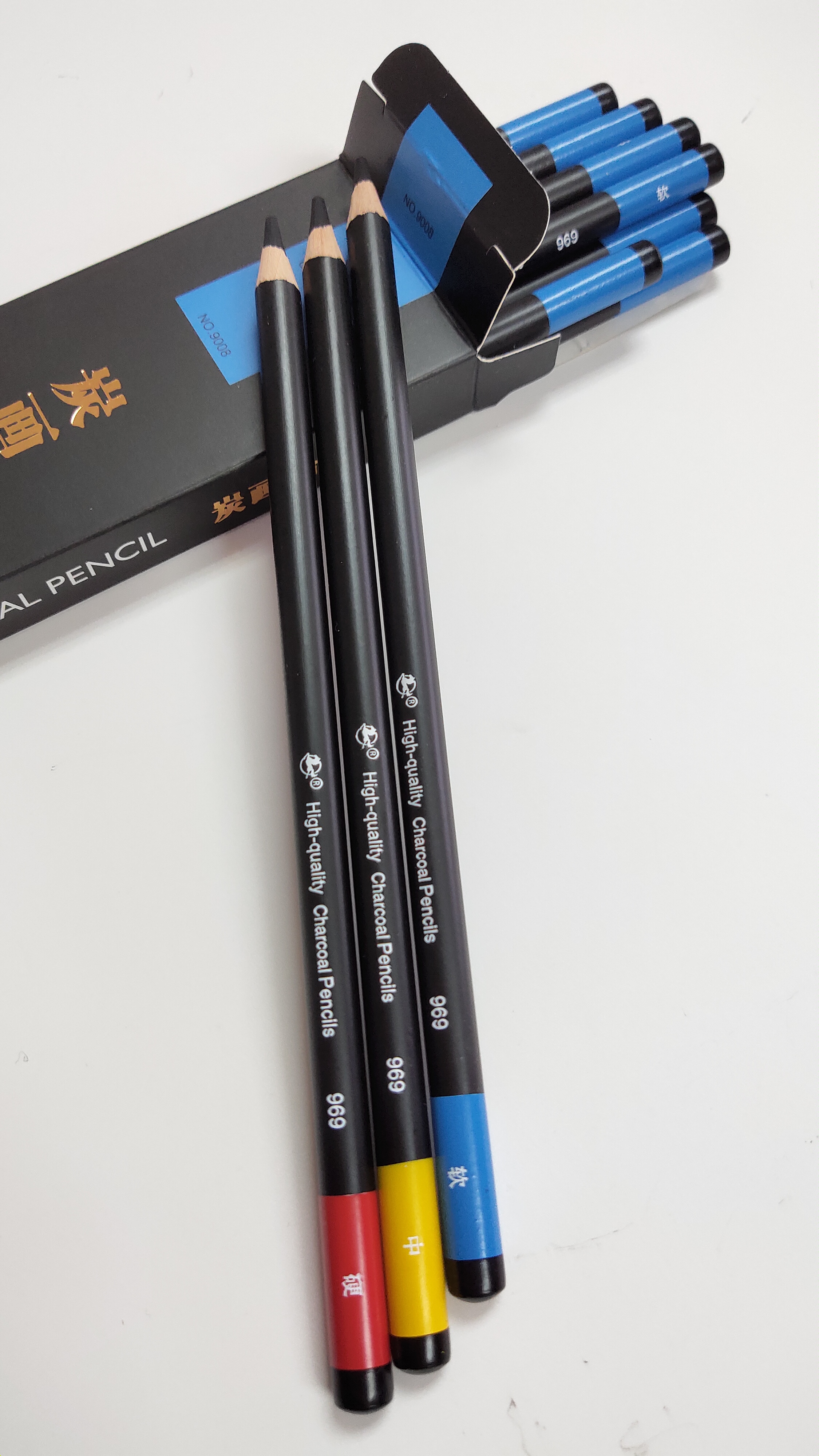 Chorcoal pencils