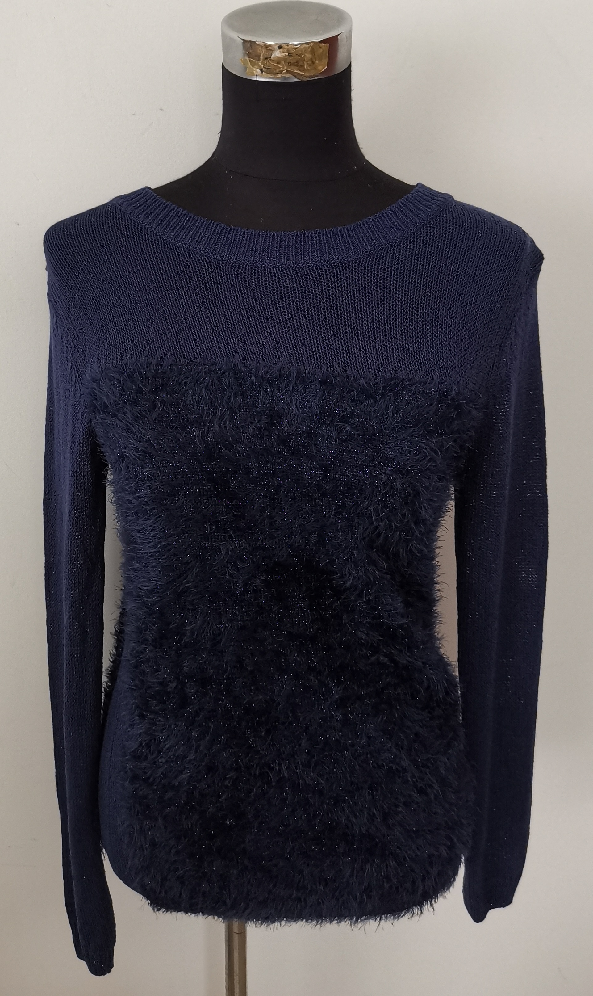 Women's Knitting Garment