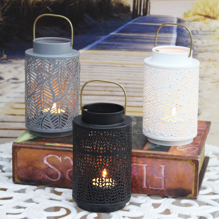 Metal lantern