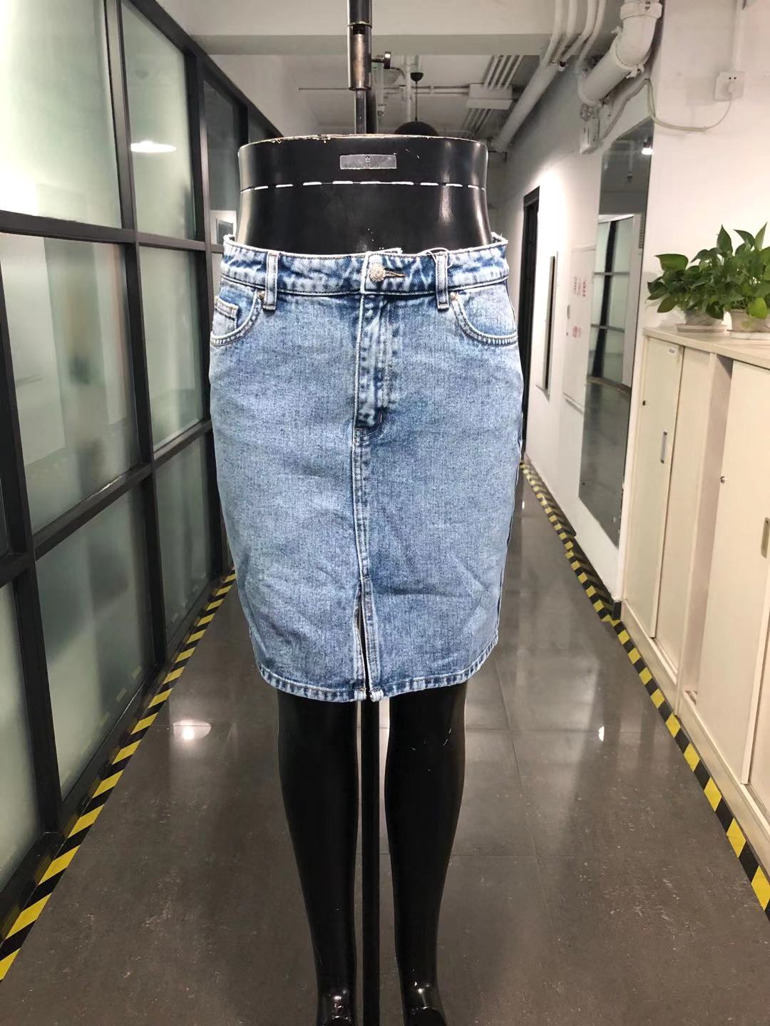 women skirt