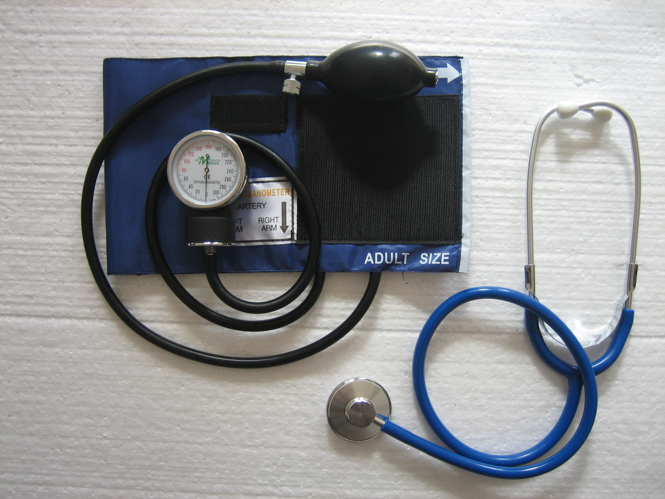 sphygmomanometer