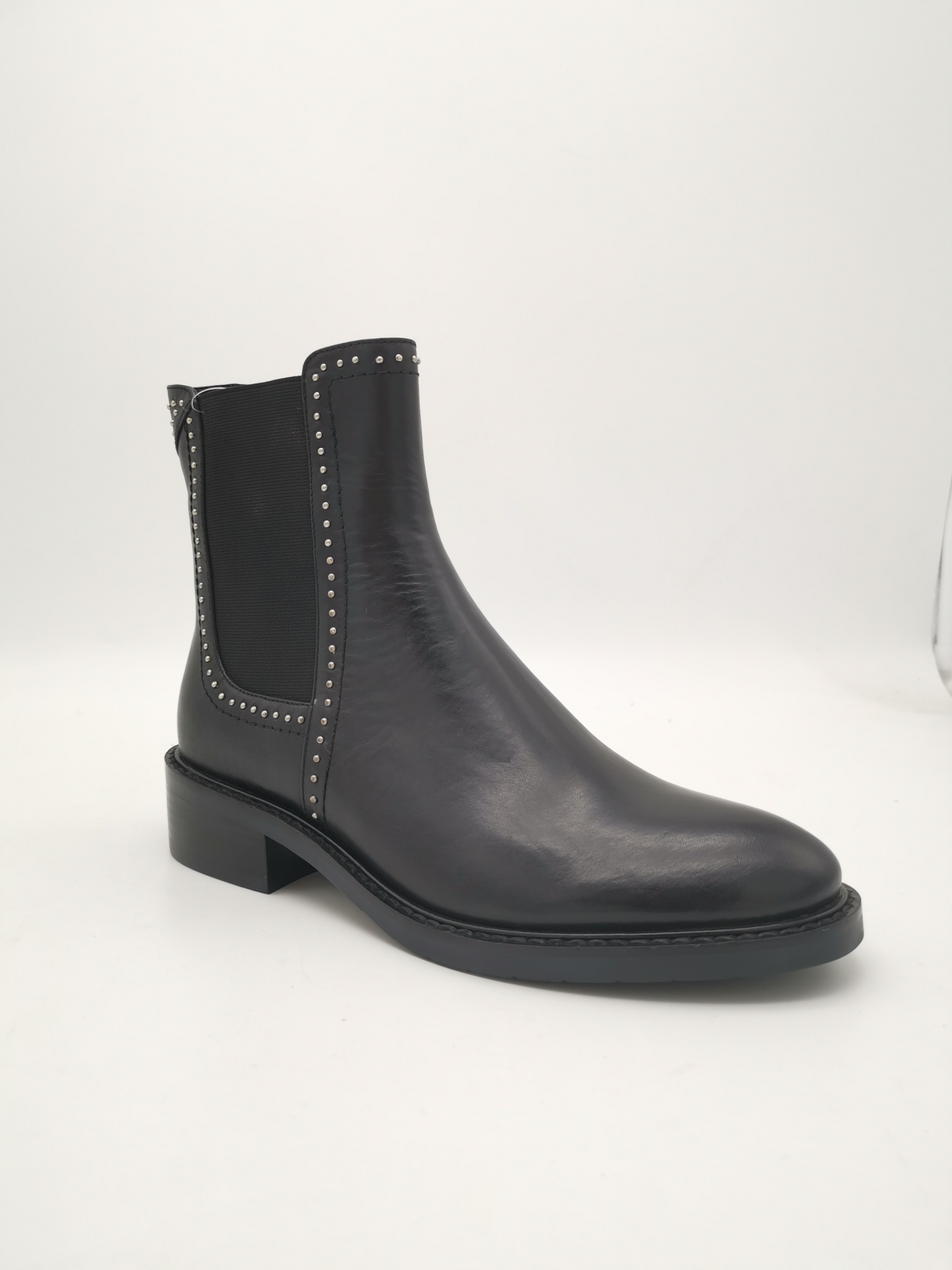 leather lady boots
