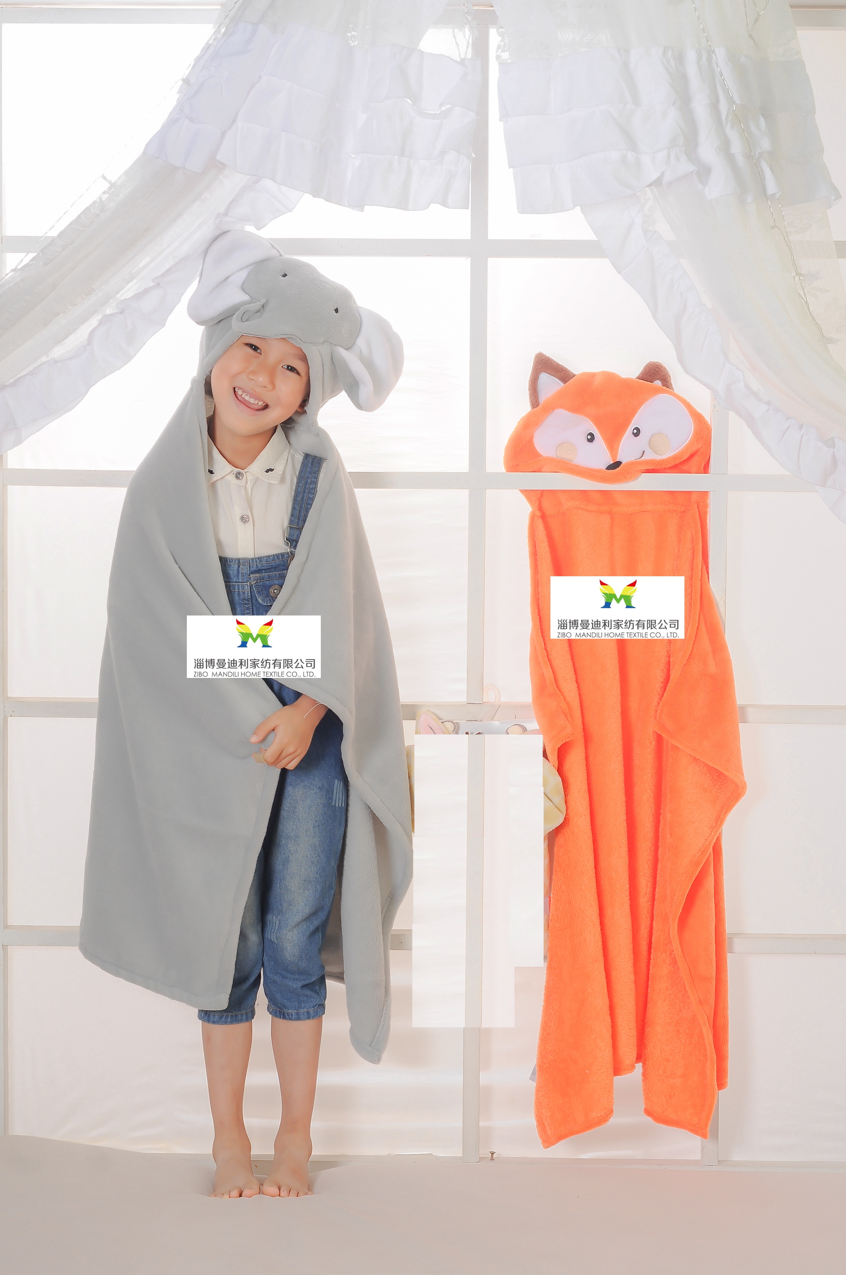 kid's hooded blanket