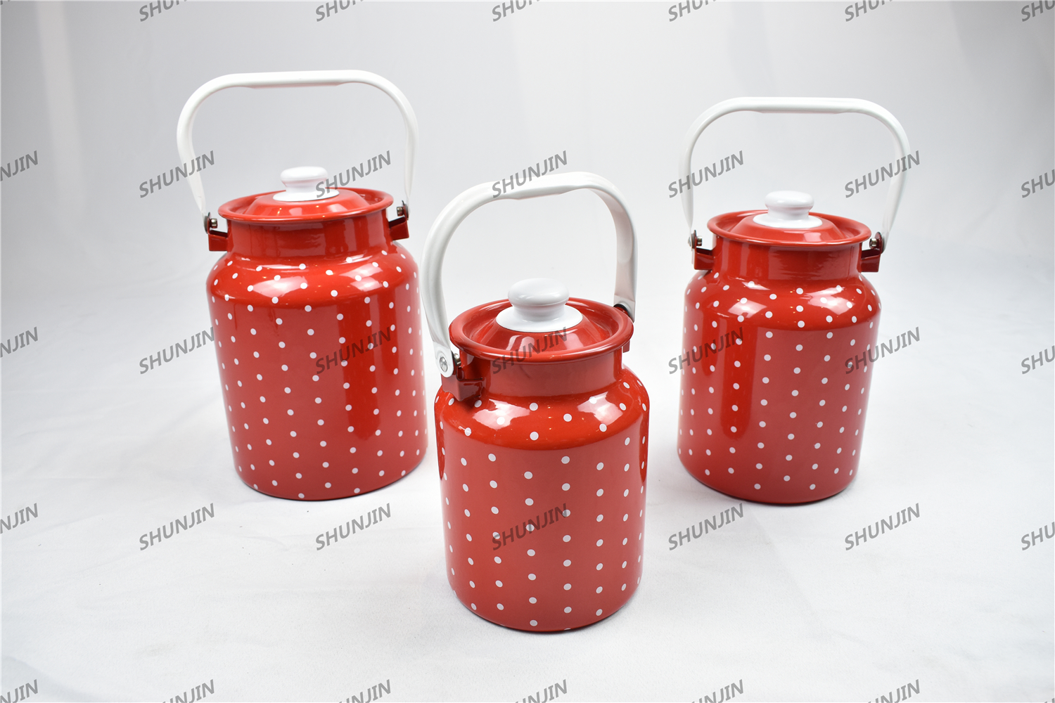 Enamel milk pot