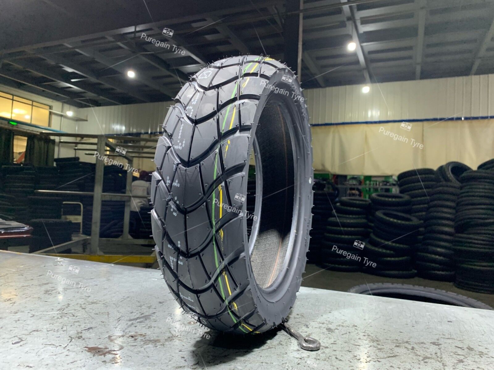 Motorcycle tyre