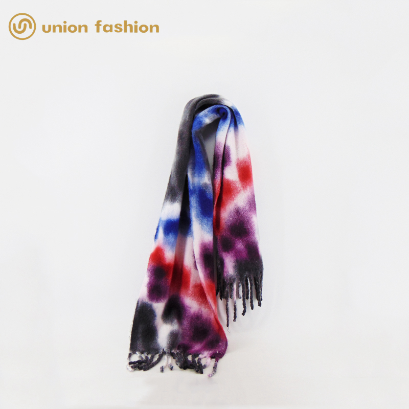 lady scarf