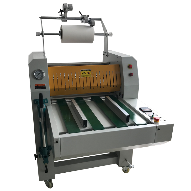Heavy duty laminating machine with automatic cutter