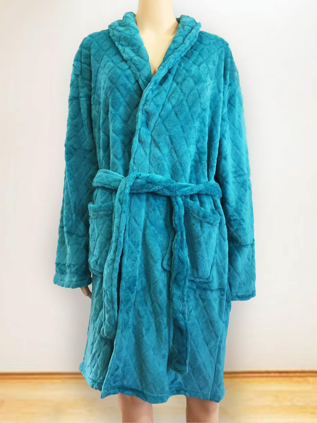 Ladies Cut-Pill Coral Fleece Robe