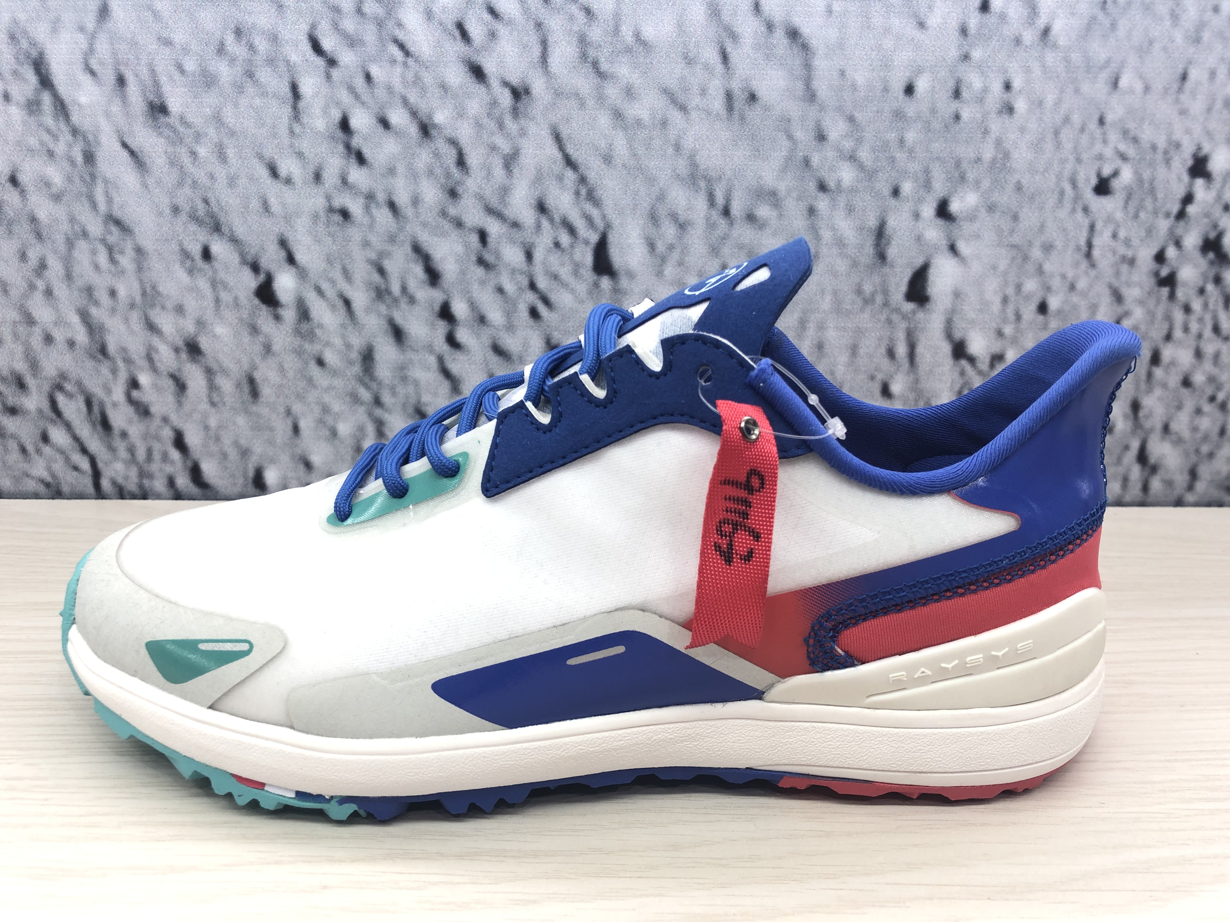Leisure shoes