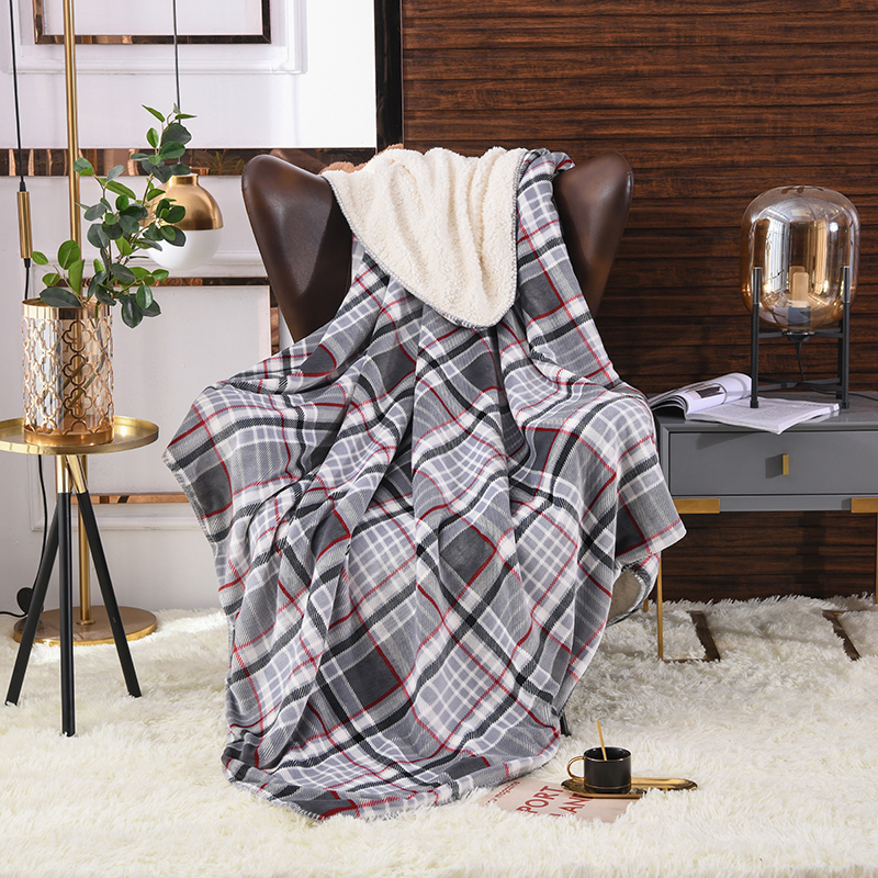 Print Flannel with sherpa Blanket