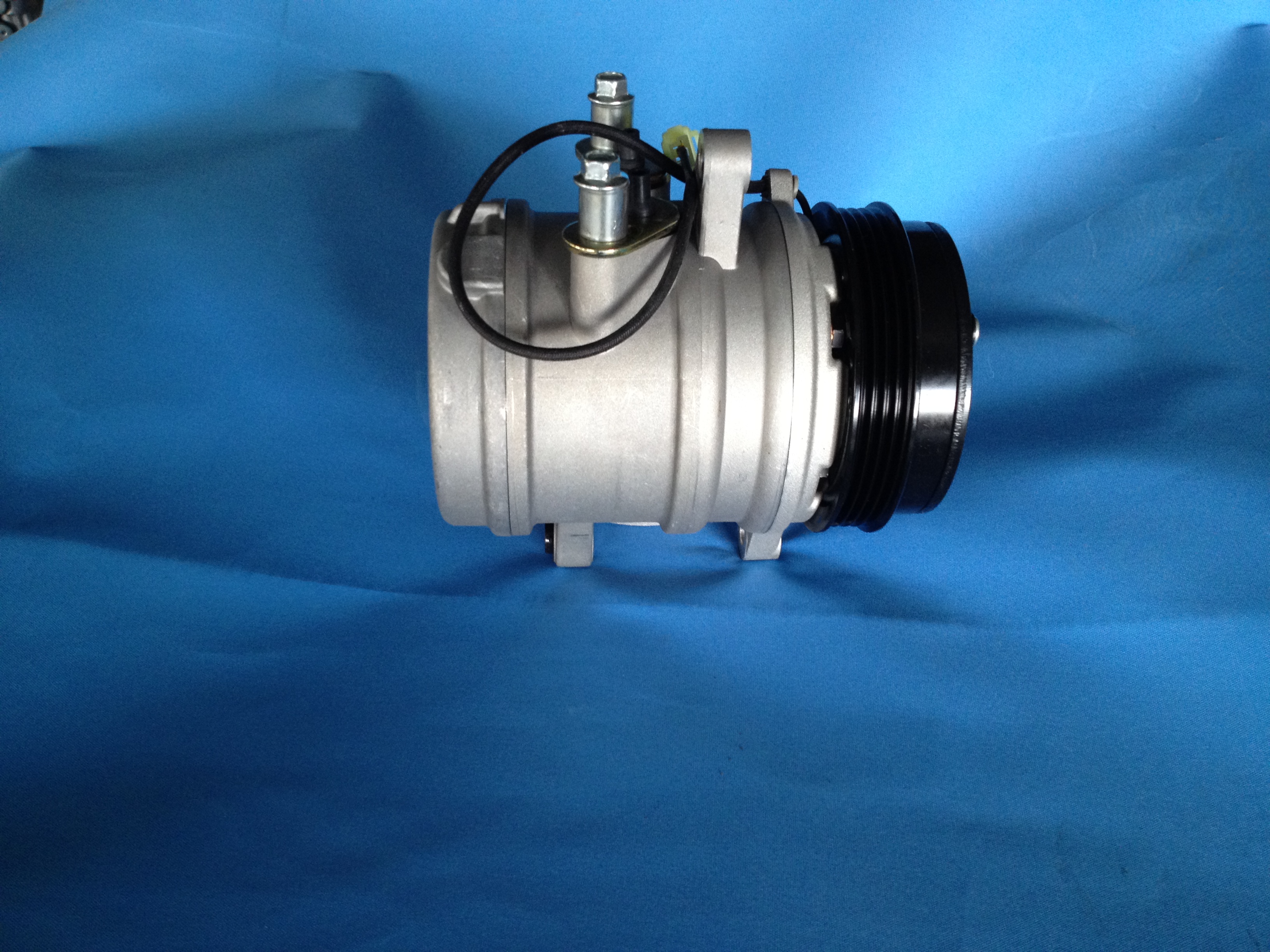 auto air conditioning compressor