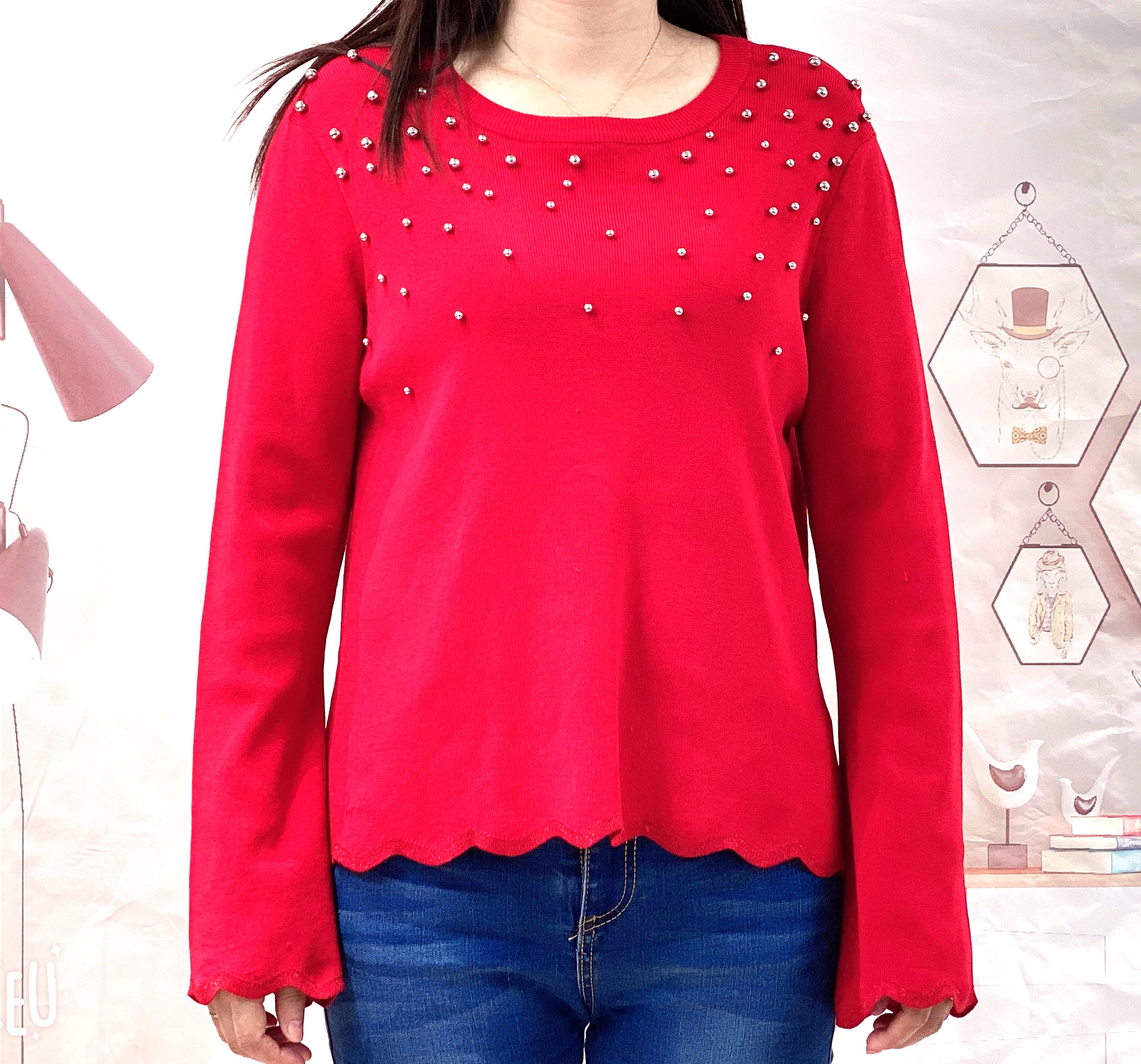 Women's crew neck pullover
