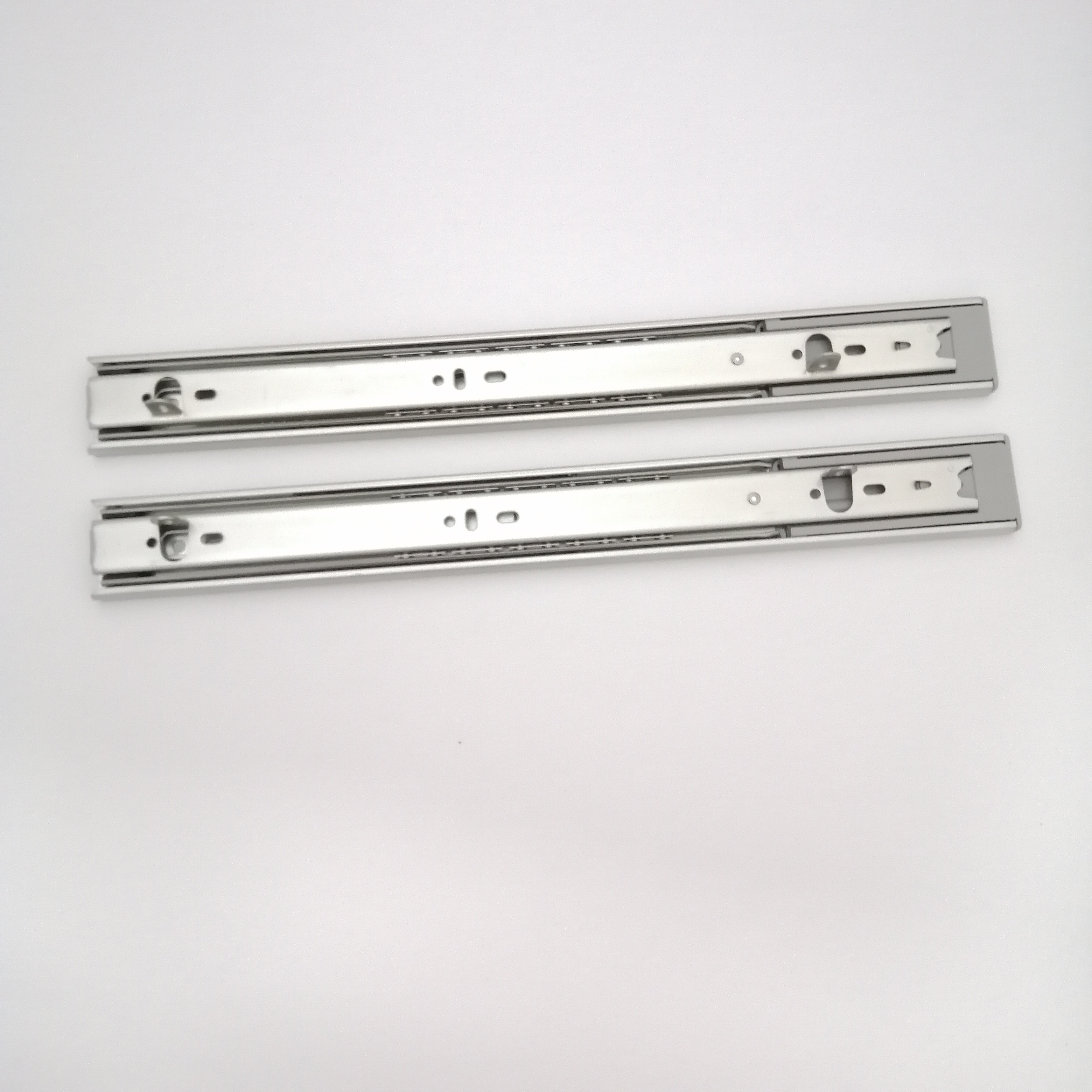 Soft Closing & Bottoming 3 Fold Ball bearing slide