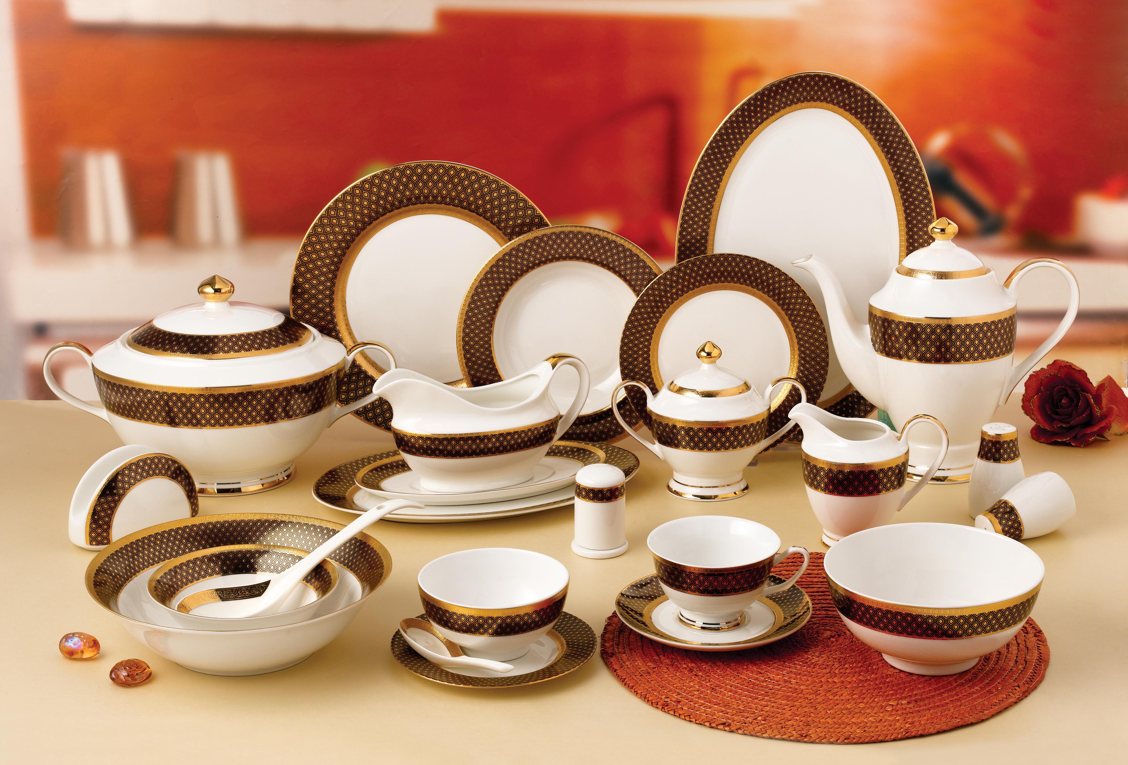 Luxury Dinner Set Embossed Golden 167pcs/142pcs/130pcs/120pcs/91pcs