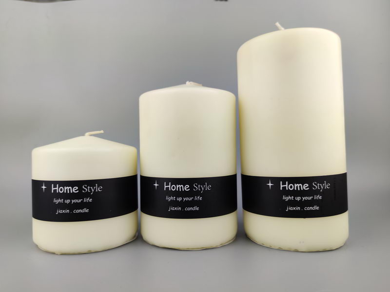 Over-dipping pillar candle