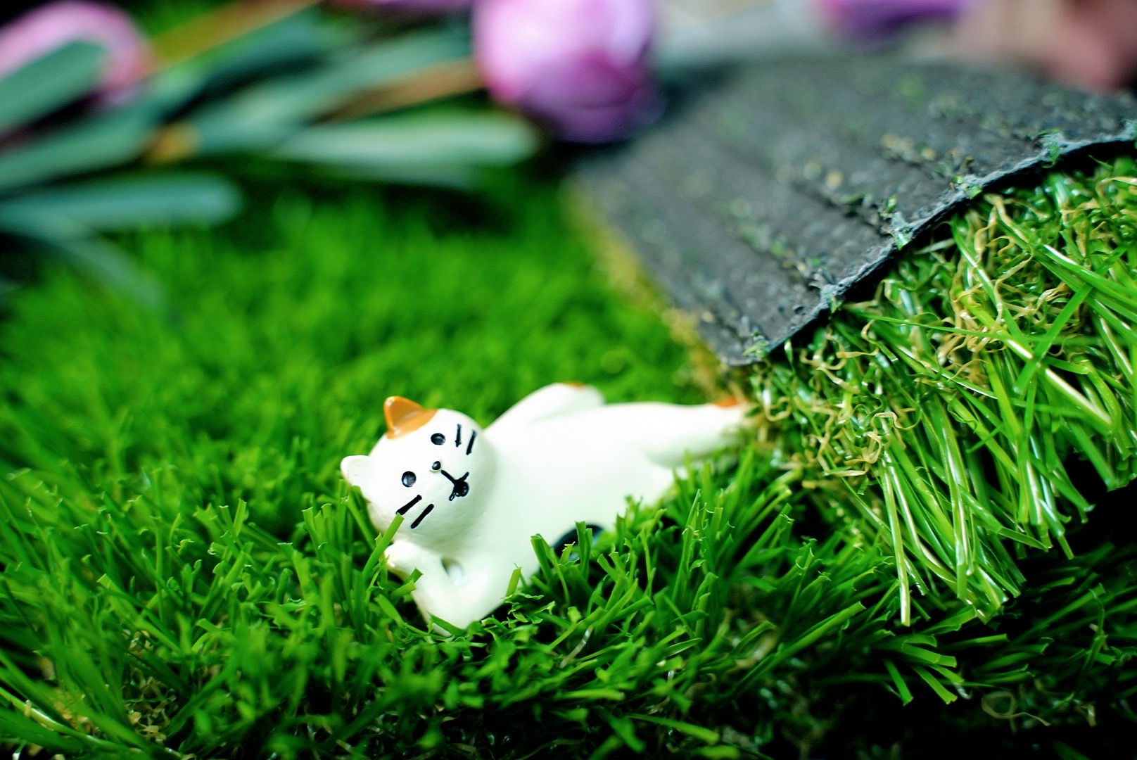 U shape artificial turf for landscaping with four color