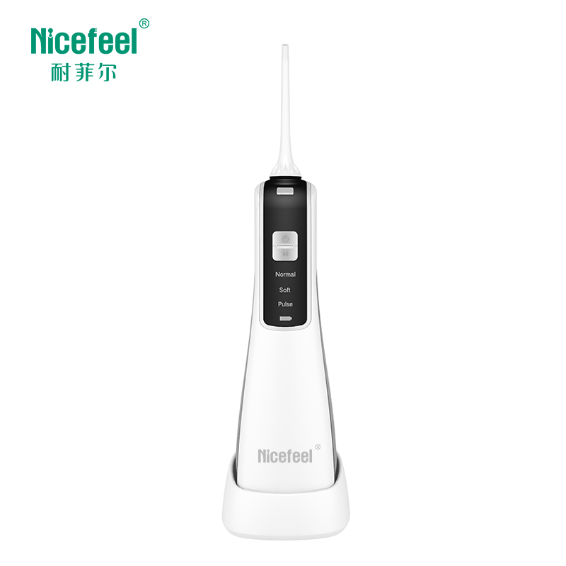FC259 Clean gum water flosser