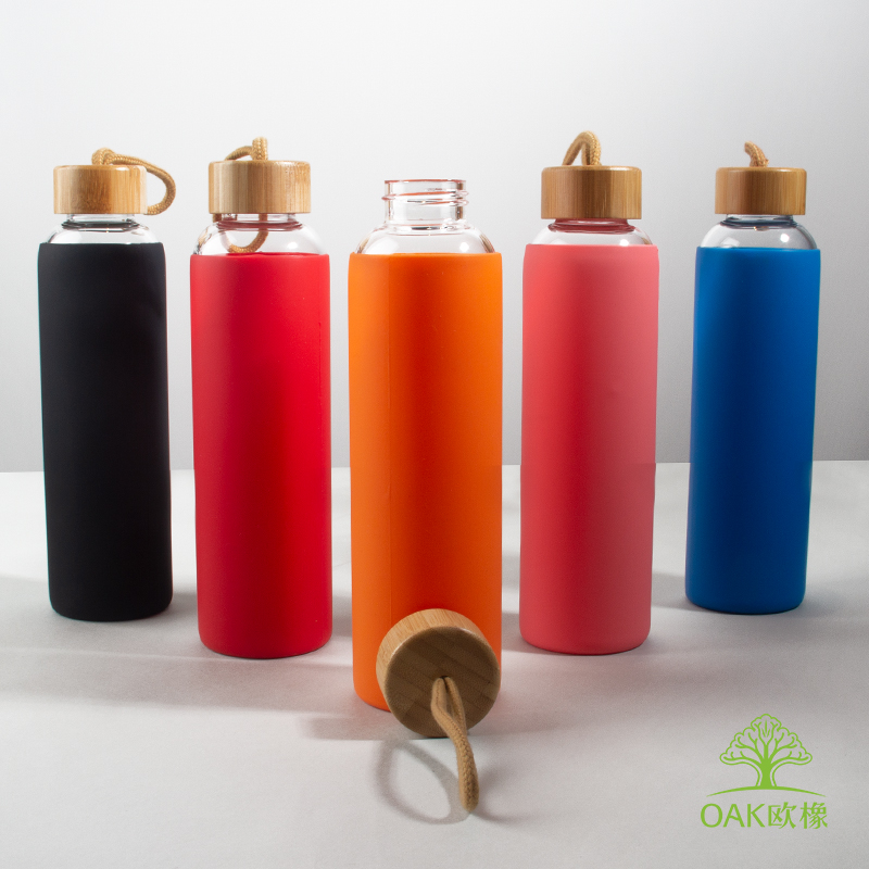 550ml glass water bottle with silicone sleeve