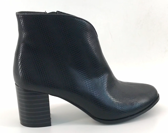 Women's boots