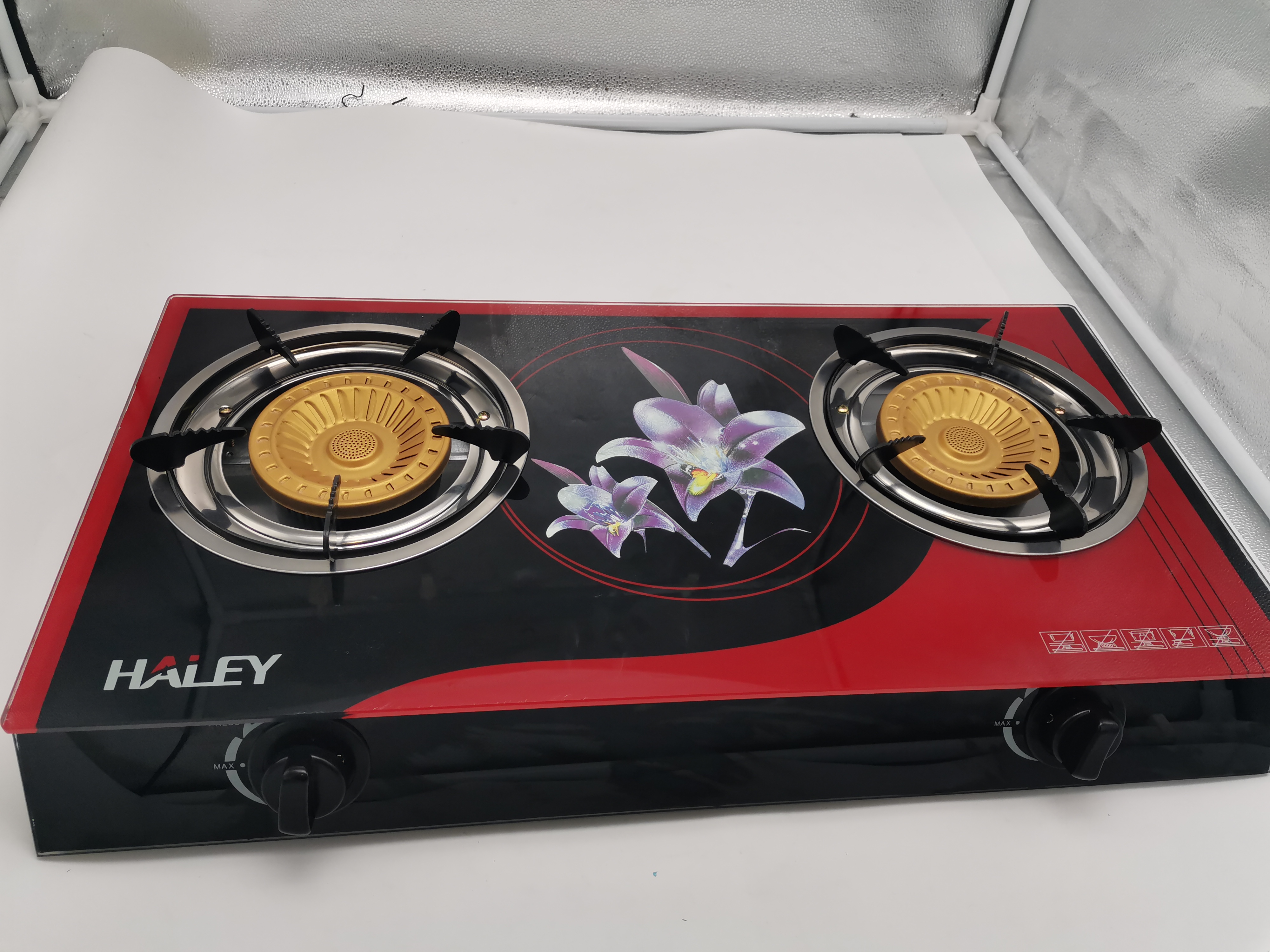 Glass gas cooker