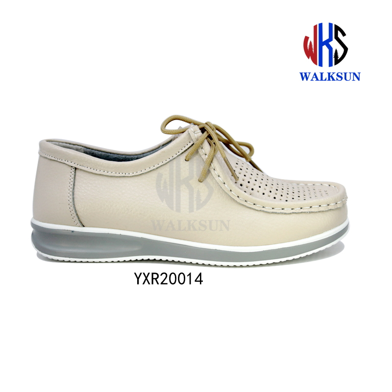 Moccasin shoes