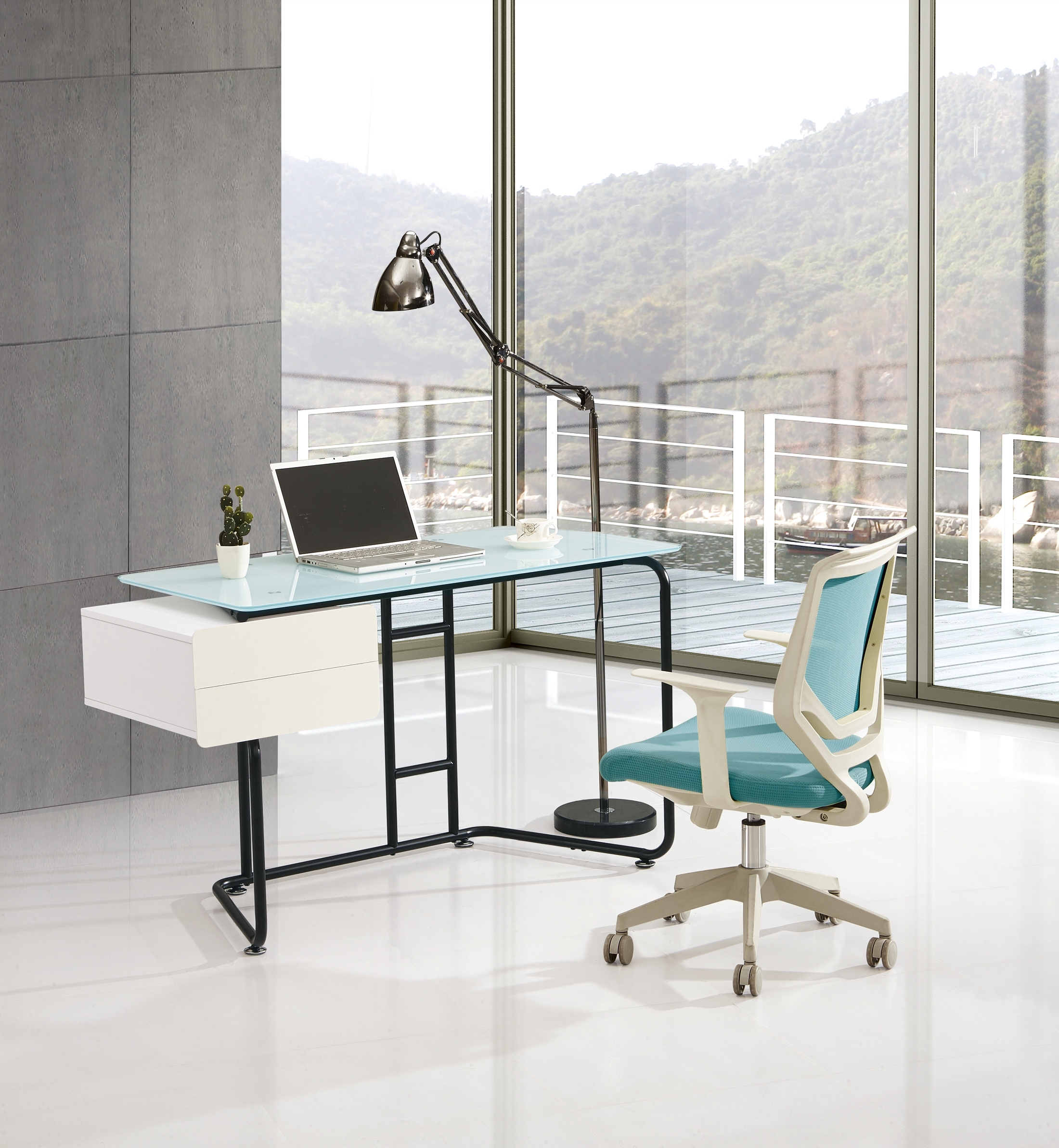 Computer desk