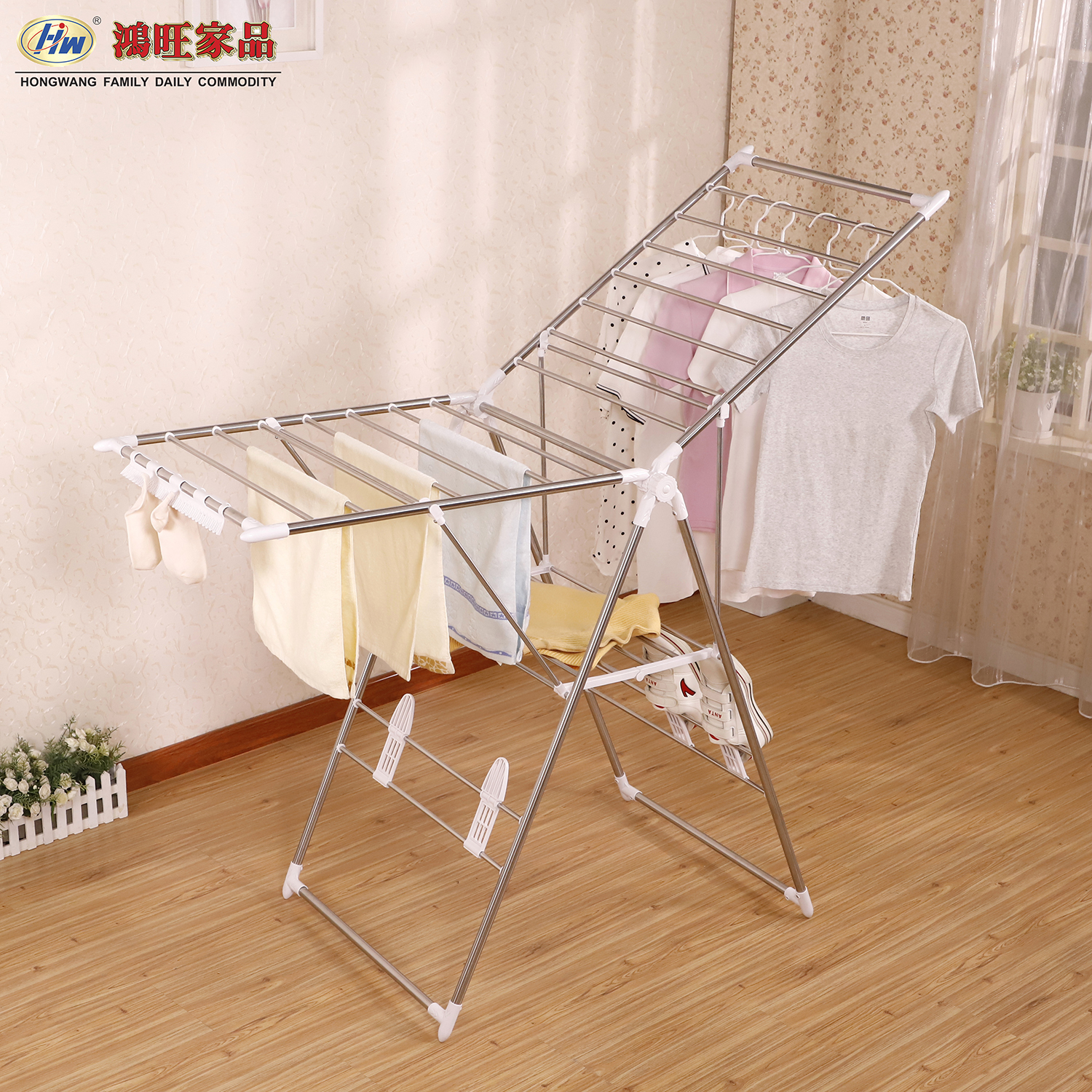 Multi foldable clothes hanger