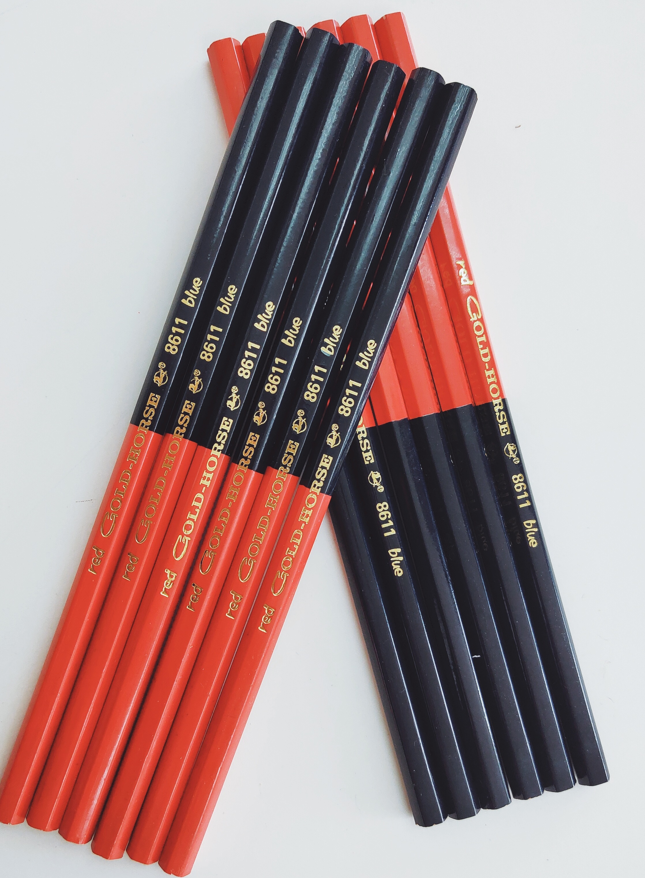 red and blue Bi-color pencil