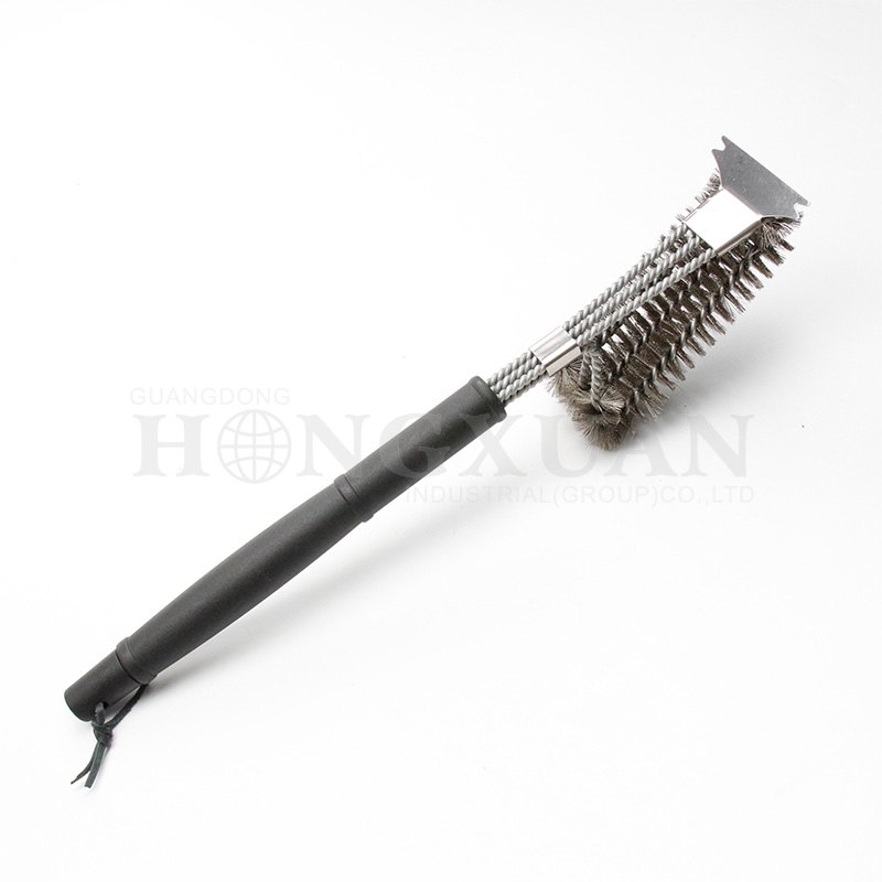 Cleaning brush