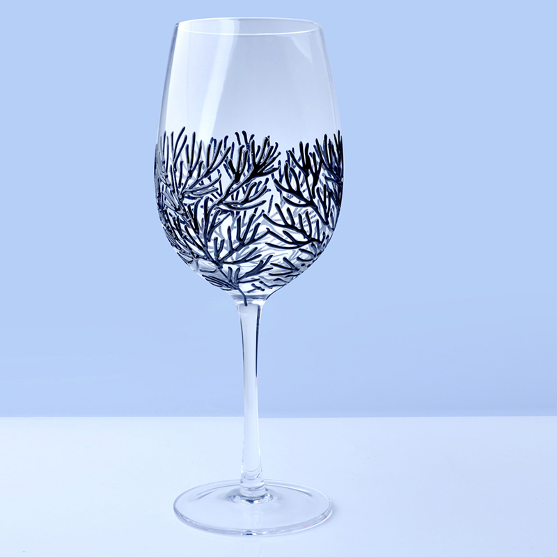 Hand made black color coralline glass drinkware