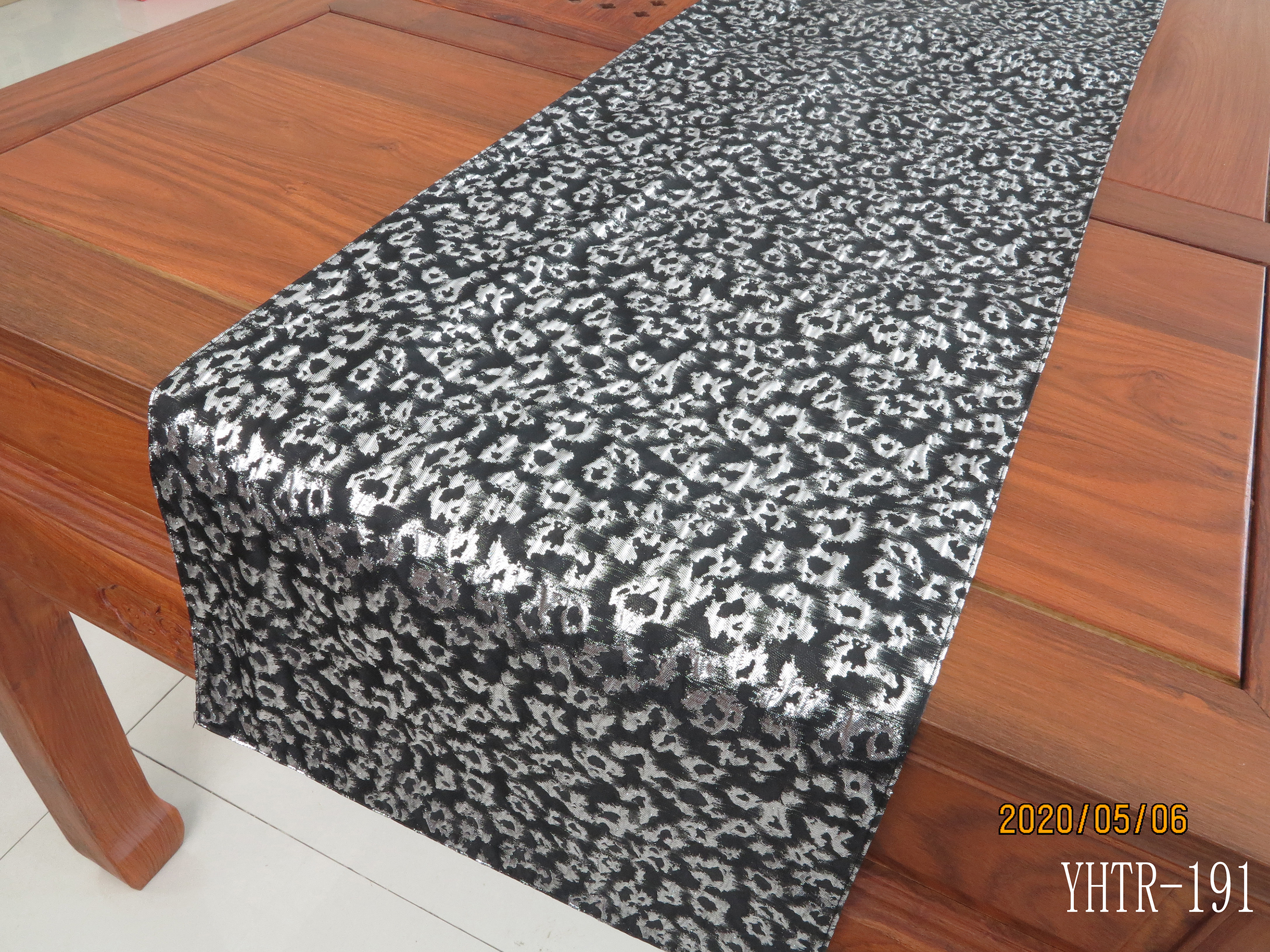 Table runner
