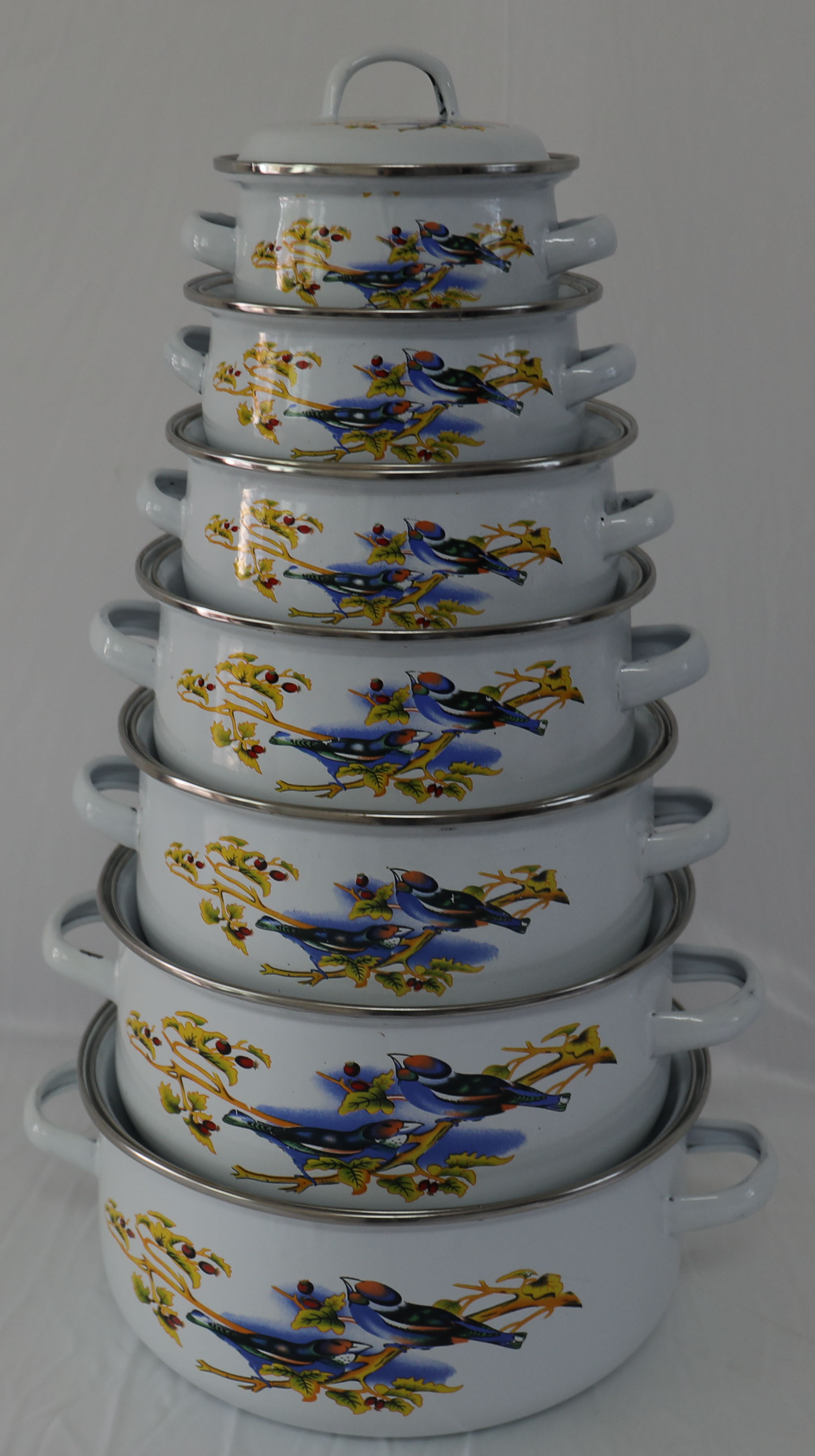 Enamel casserole