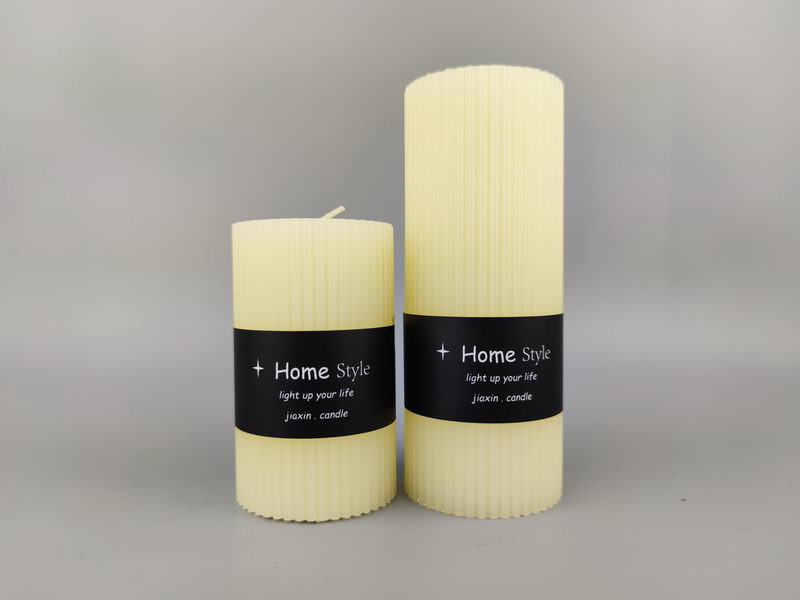 Ribbed candle