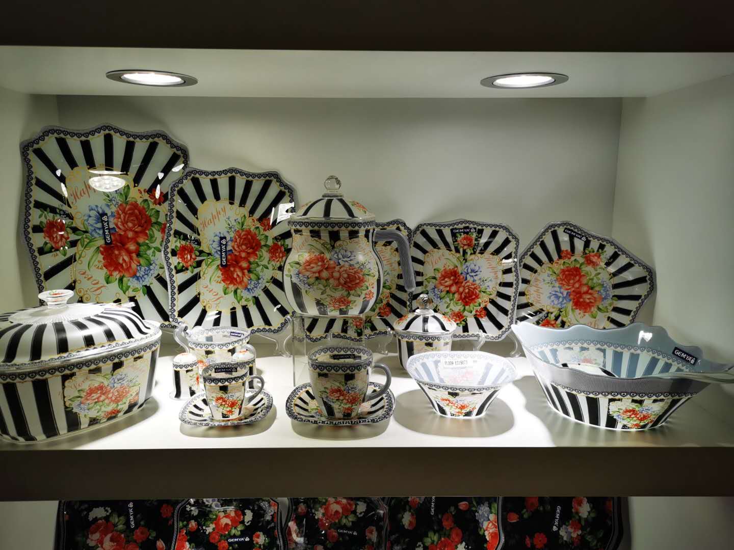 Glass Dinner Set