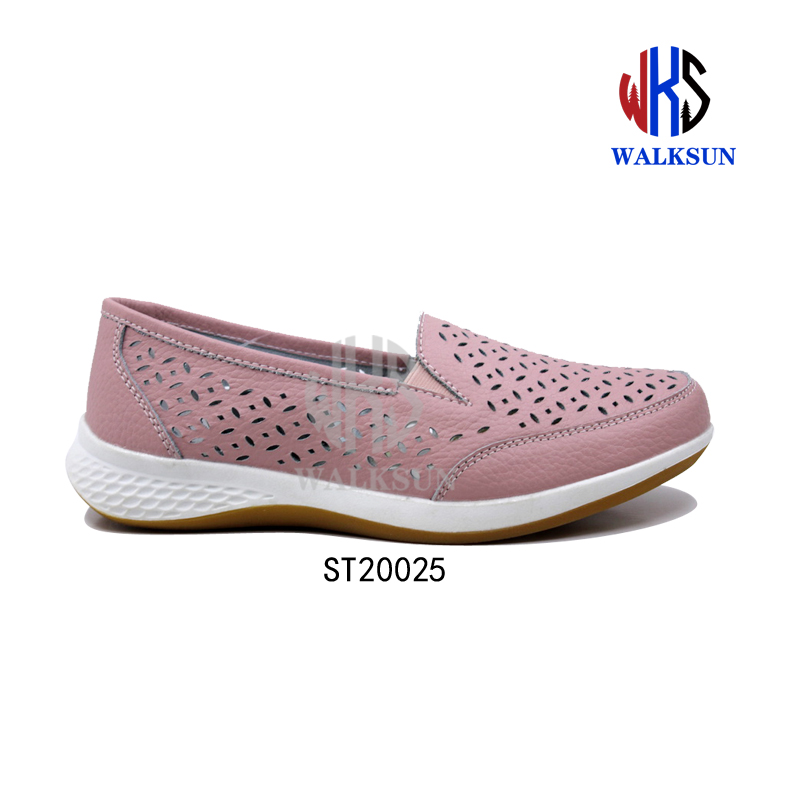 Moccasin shoes
