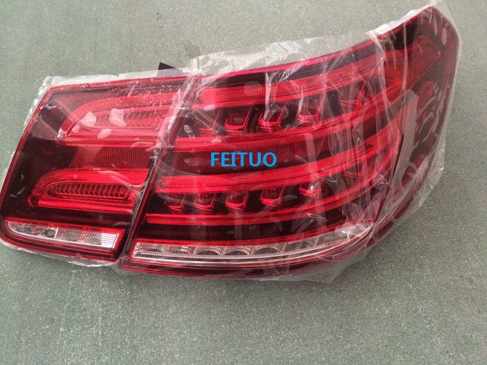 Benz 212 Tail Lamp