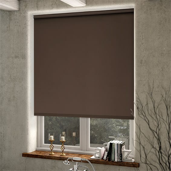 Blackout roller blind