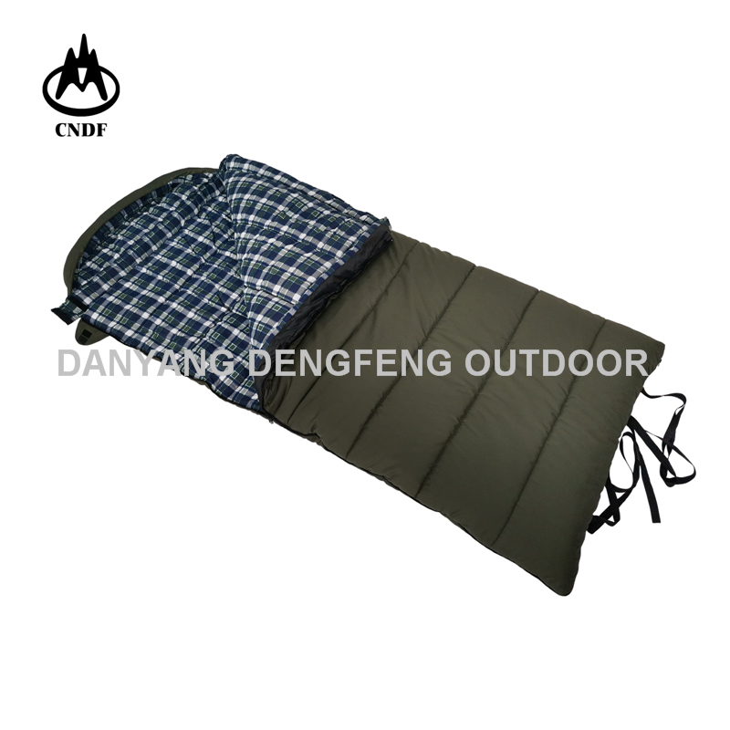 big size sleeping bag poly-cotton sleeping bag canvas sleeping bag flannel sleeping bag envelop hood