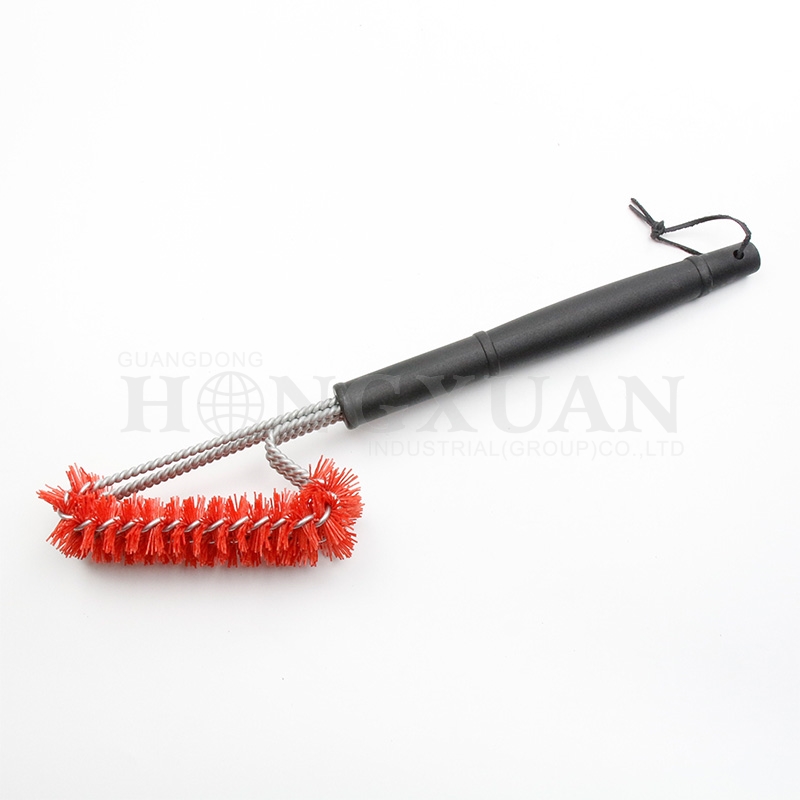 Cleaning brush