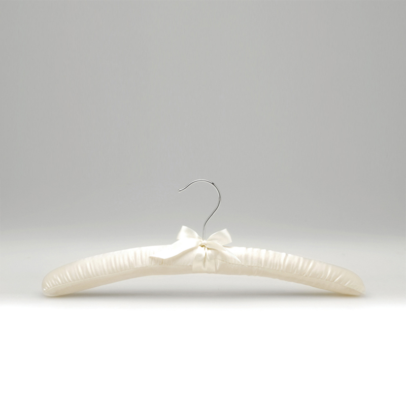 Satin hanger