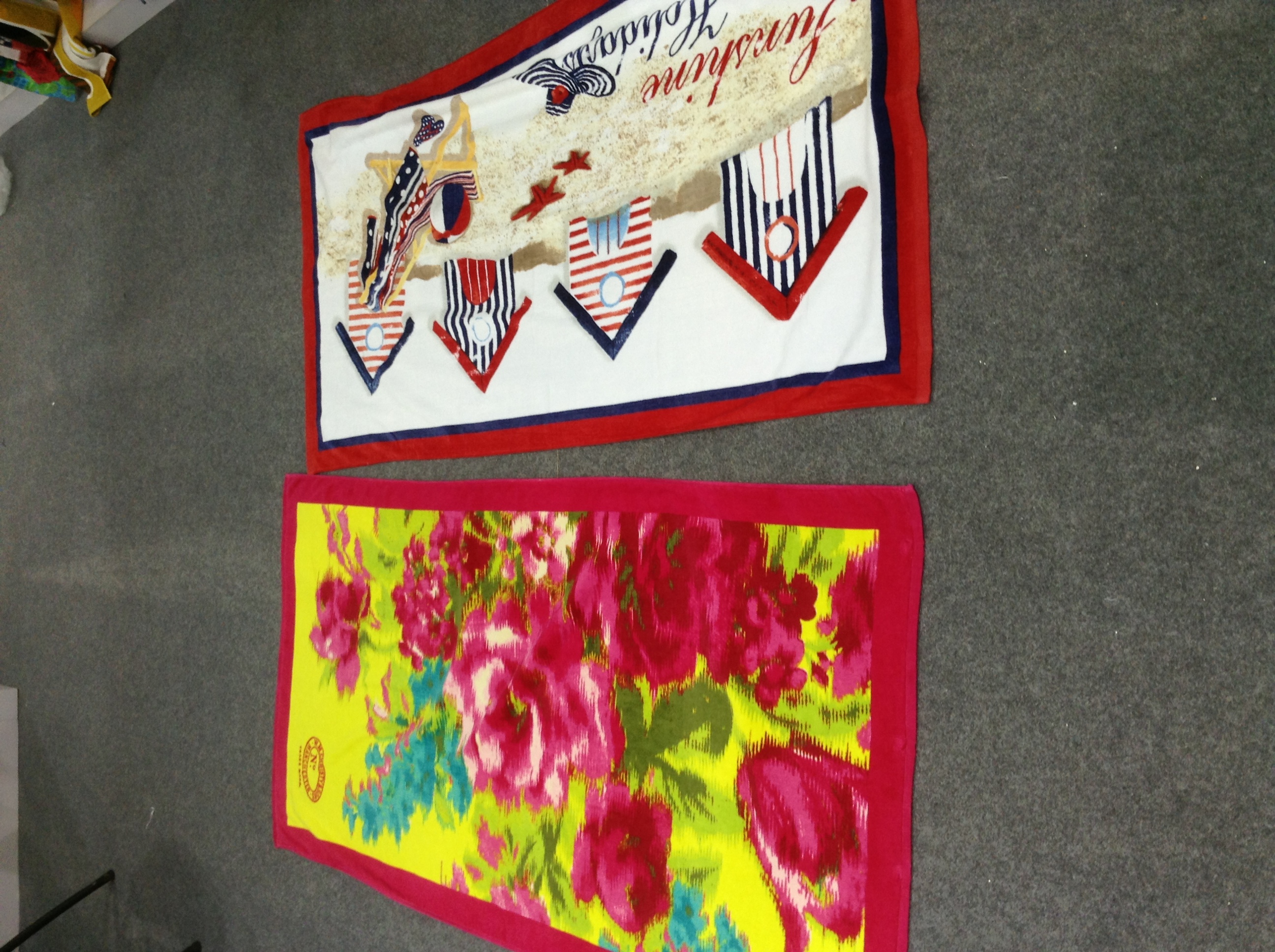 100% cotton reactive printed velour beach towel