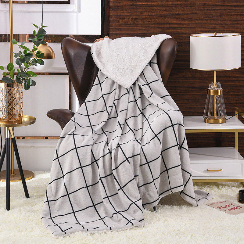 Print flannel blanket （2 layer）