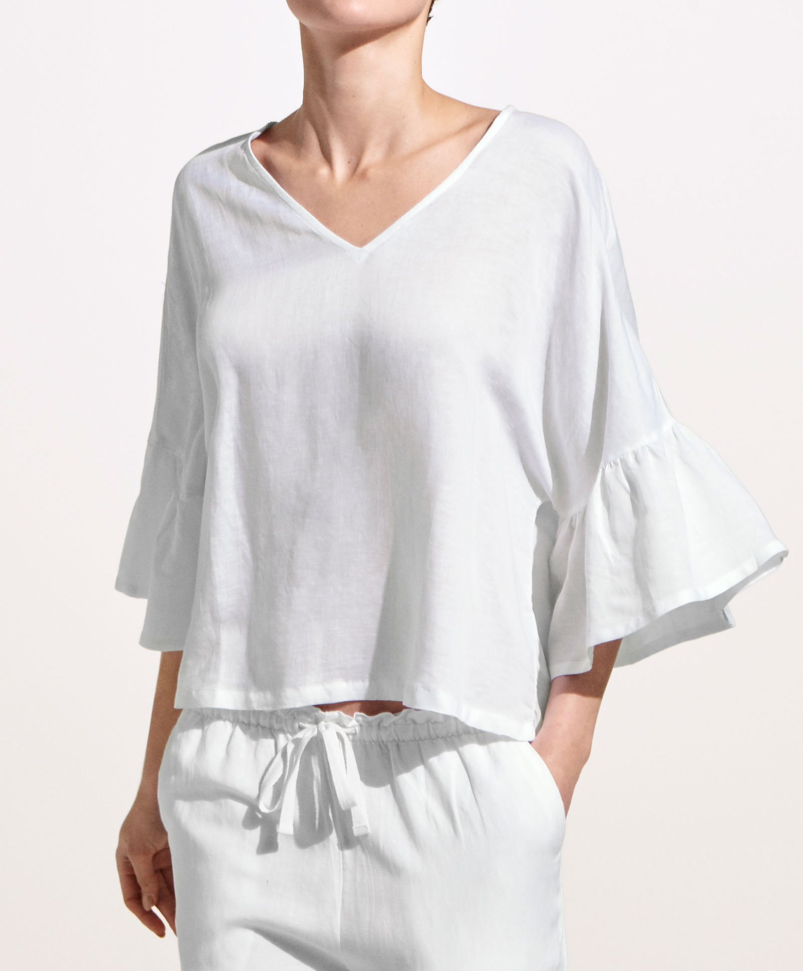 YUNTEX ENTERPRISES CO.,LTD – Ladie's coat 4