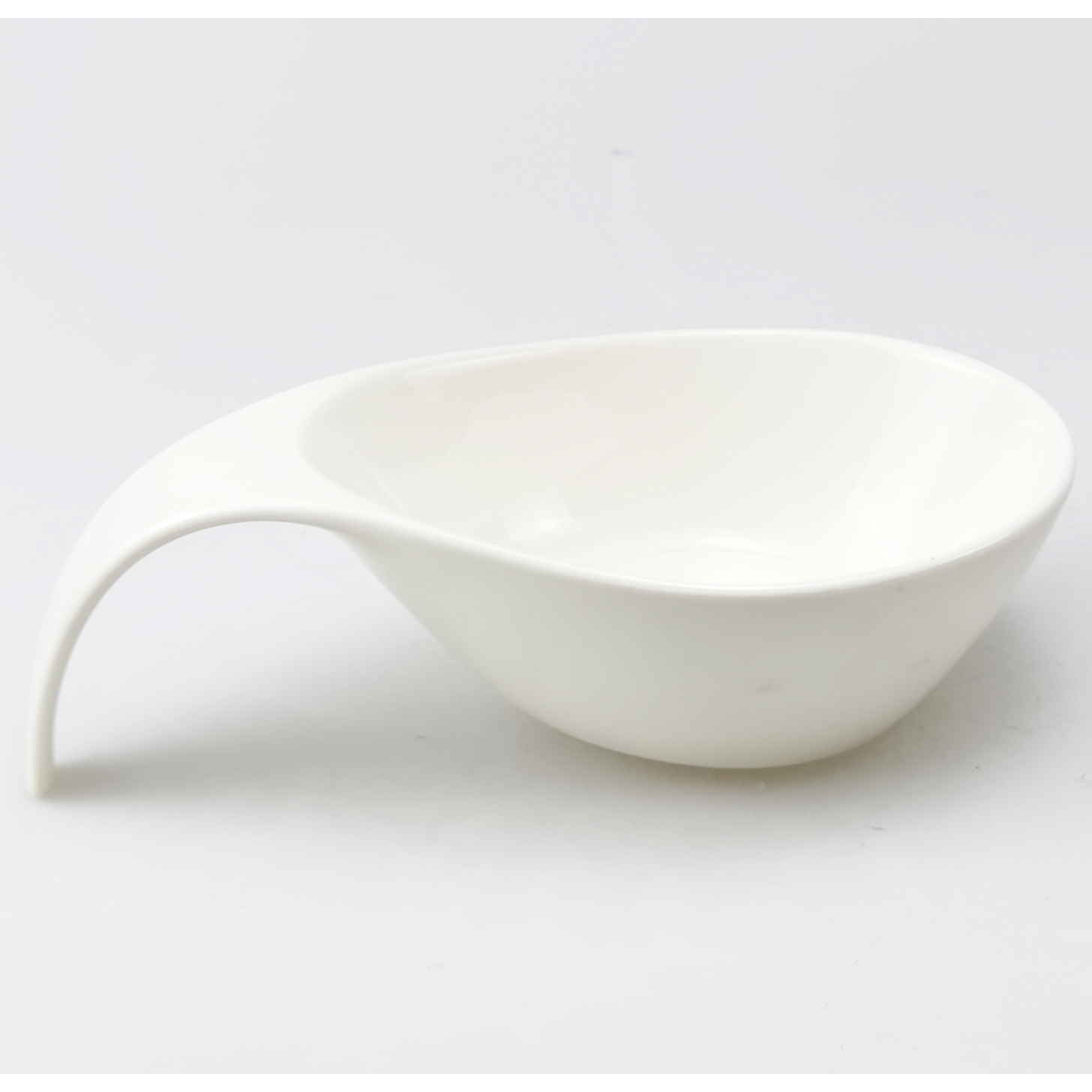 Ceramic salad bowl
