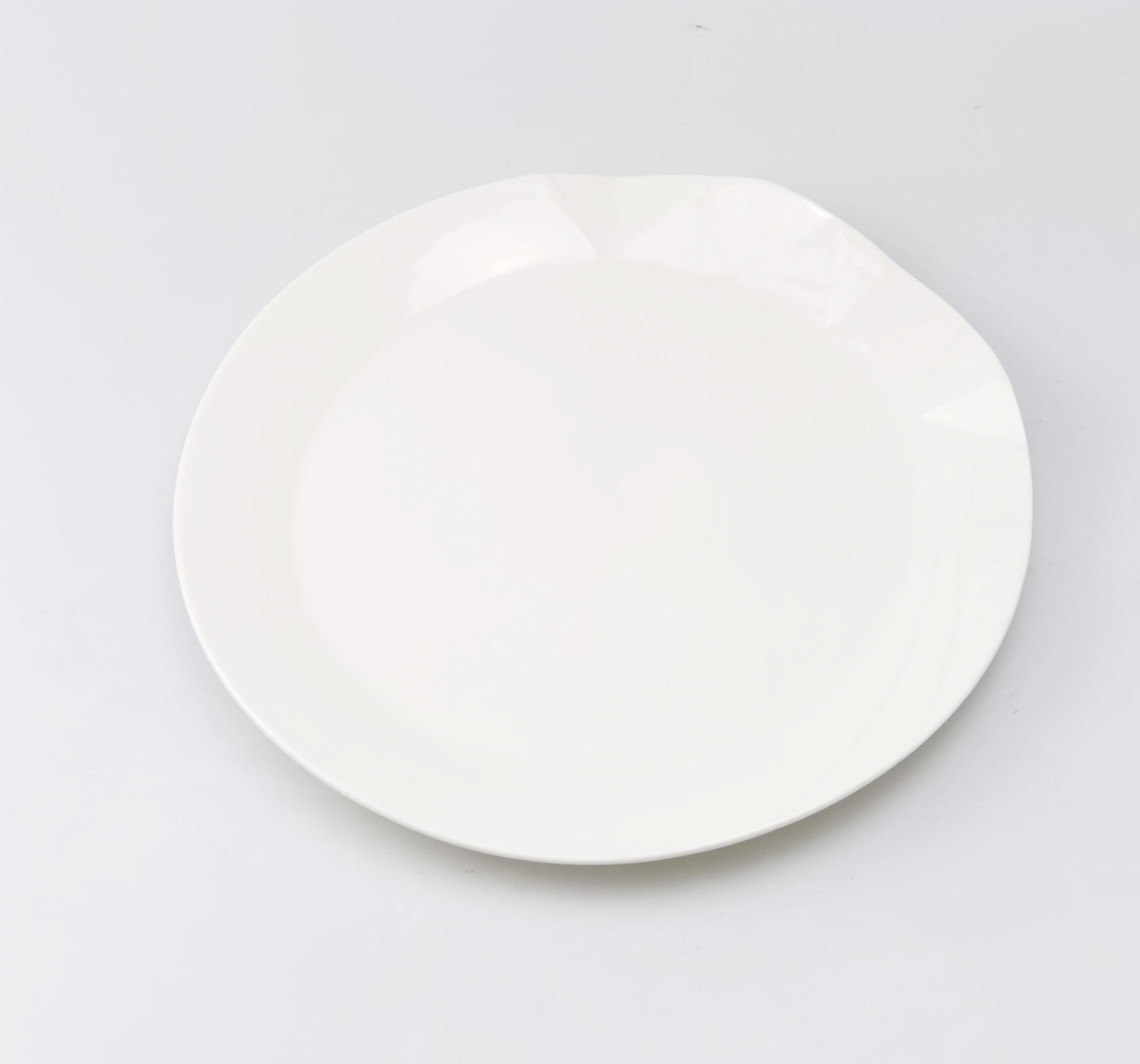Ceramic plate