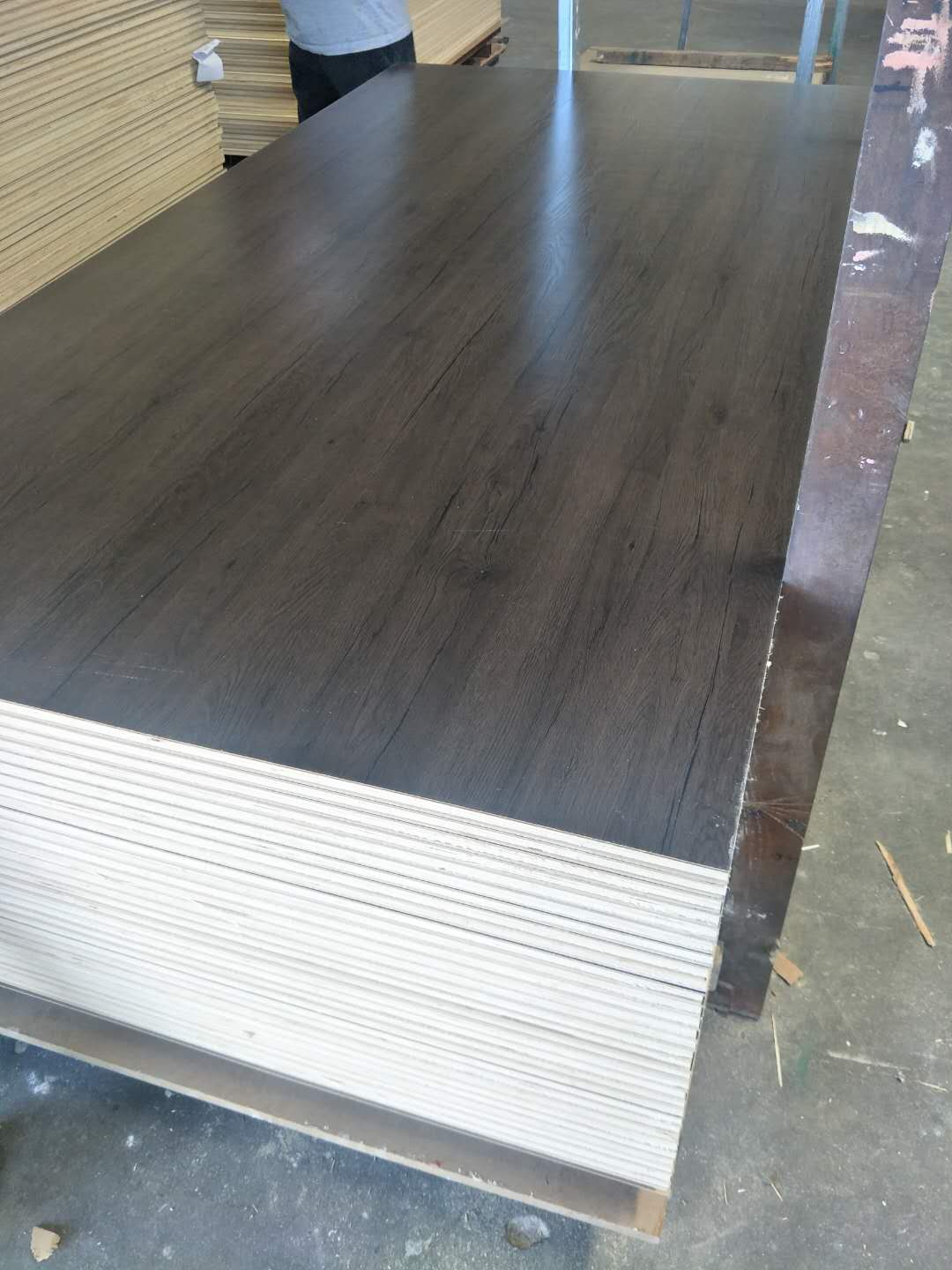 Melamine plywood
